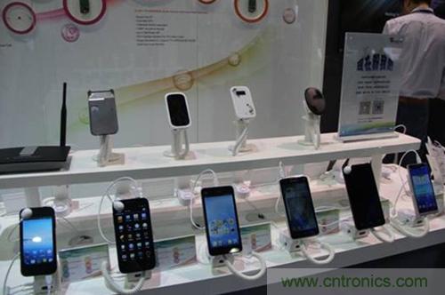 圖2:基于聯芯雙核/四核平臺的多款智能終端機型閃亮登場。