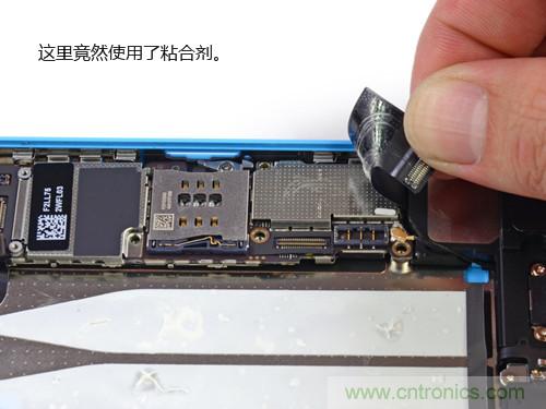 內(nèi)部能否出&ldquo;彩&rdquo;？&ldquo;五彩機身&rdquo;iPhone 5C拆解揭秘