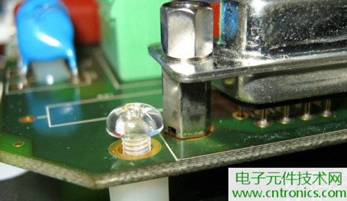 觸摸屏售價(jià)過(guò)萬(wàn)？一臺(tái)工控設(shè)備觸摸屏拆解