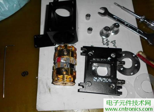 這貨一萬三？50W半導(dǎo)體激光模塊拆解