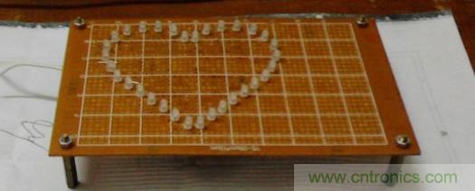 三八節(jié)將至!DIY心形LED流水燈!你們懂的~