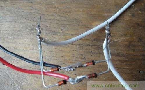 創(chuàng)意DIY！迷你風(fēng)力發(fā)電機(jī)！