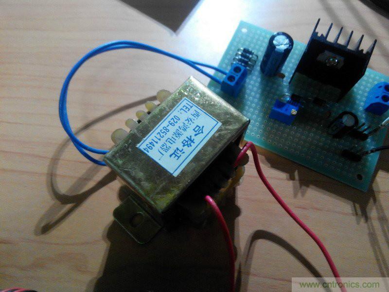 網(wǎng)友分享:DIY一個LM317 可調(diào)穩(wěn)壓電源