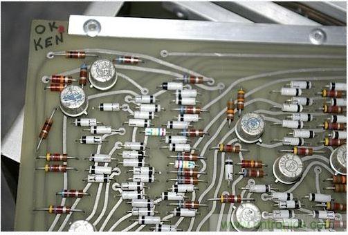 經典懷舊拆解!歷史彌留的可編程科學計算器 from 1966