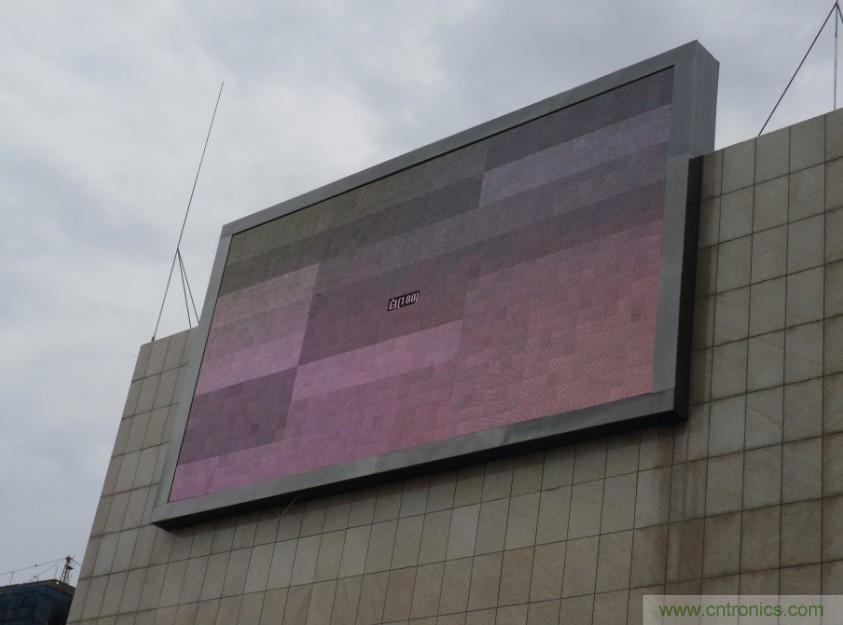 LED顯示屏突然黑屏,什么原因?如何應對?