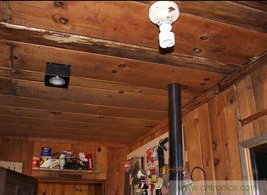 圖4：雜物間。