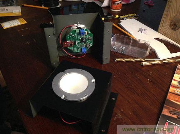 圖2：Microchip的PIC16F1788 28引腳8位高級模擬閃存MCU。