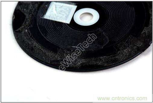 MOTO 360二代智能手表拆解：只有細(xì)節(jié)，沒有亮點(diǎn)