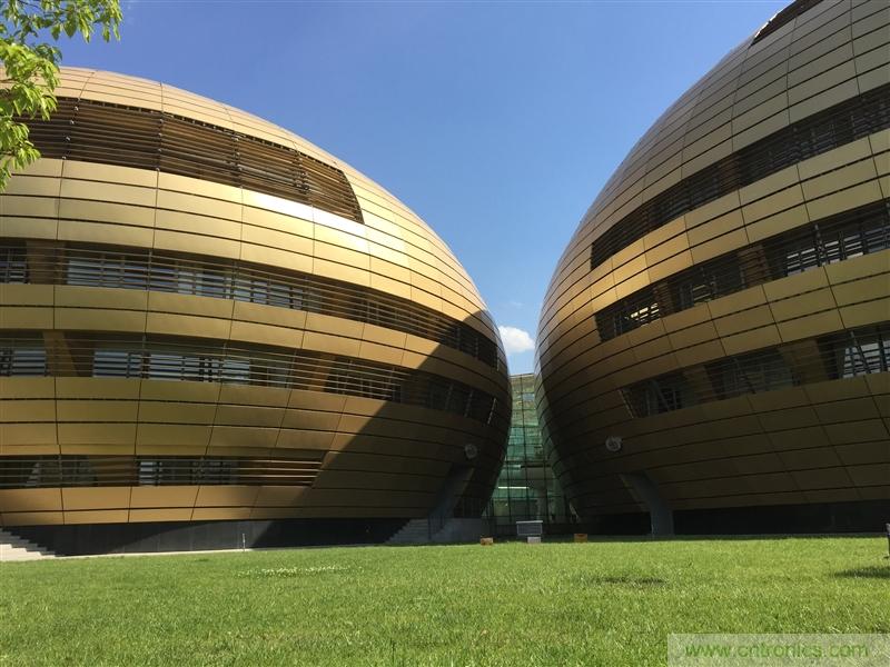 無邊框的 nubia Z9 ,一款既有驚喜,又有驚艷的智能手機