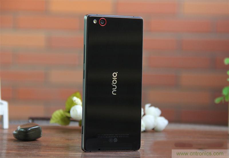 無邊框的 nubia Z9 ,一款既有驚喜,又有驚艷的智能手機