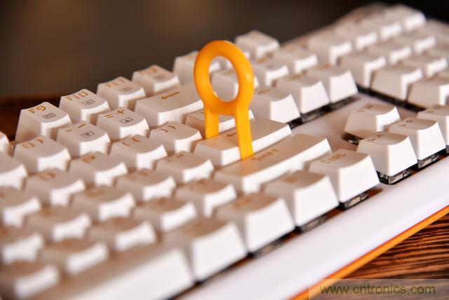 左手寫愛，右手寫他&mdash;&mdash;從此鍵盤鼠標(biāo)不分家！