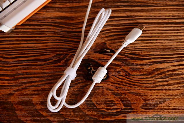 左手寫愛，右手寫他&mdash;&mdash;從此鍵盤鼠標(biāo)不分家！