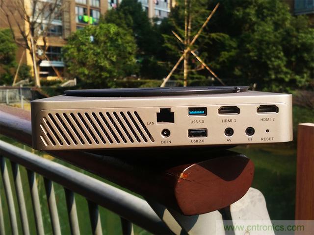 無(wú)屏電視時(shí)代已然來(lái)臨，客廳你做好準(zhǔn)備了嗎？