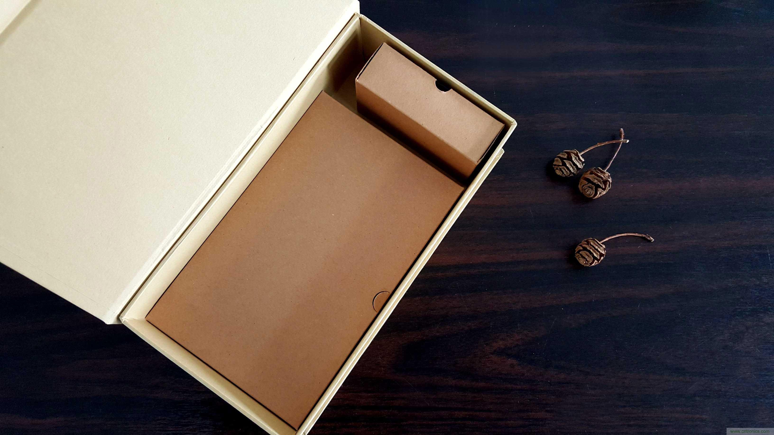 搞怪&ldquo;美人魚&rdquo;盡享靈克藍牙音箱的天籟之音！