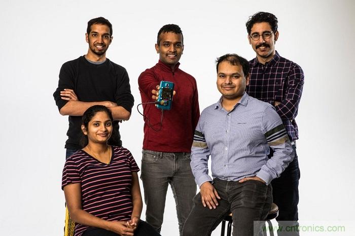 室內激光無線充電新技術亮相，可媲美傳統 USB 線纜