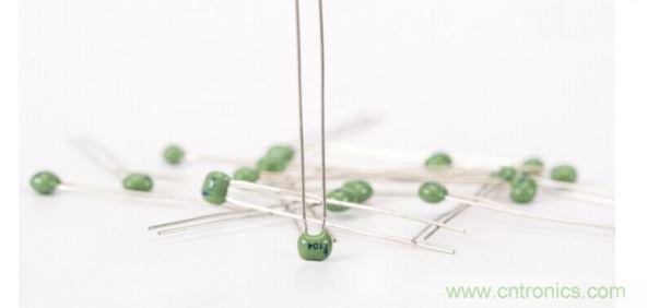 分析電子電路之阻容降壓電路 分析電子電路之阻容降壓電路