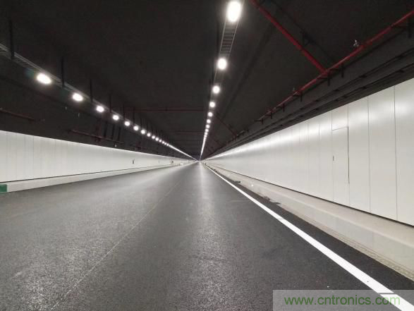 十大極限挑戰：港珠澳大橋照明工程煉成記