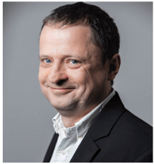 本屆峰會以 “你好，數(shù)字具身 (Hello, Digital Embodiment)” 為議題，直指下一代AI發(fā)展的核心——如何讓智能體更好地感知并與物理世界交互。屆時，Arm、西門子、SiPearl、Prophesee、芯原股份、思特威、英諾達等國內(nèi)外半導(dǎo)體巨頭的掌門人與高管將罕見同臺，從芯片設(shè)計、視覺傳感、EDA工具到系統(tǒng)架構(gòu)，共同勾勒千億增量市場的技術(shù)路線與商業(yè)藍圖。席位緊張，機遇不容錯過。